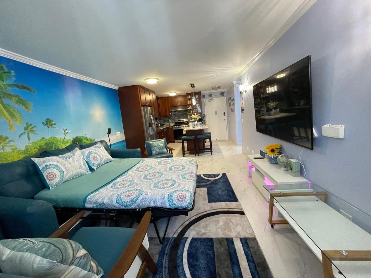 Amazing Waikiki Beach Condo 2Bed2Bath+Free Parking ホノルル エクステリア 写真