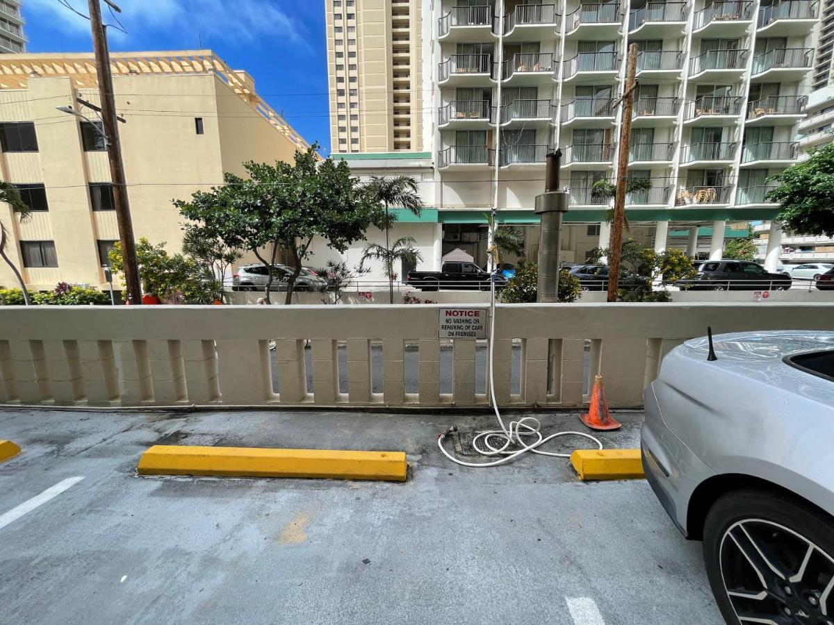 Amazing Waikiki Beach Condo 2Bed2Bath+Free Parking ホノルル エクステリア 写真