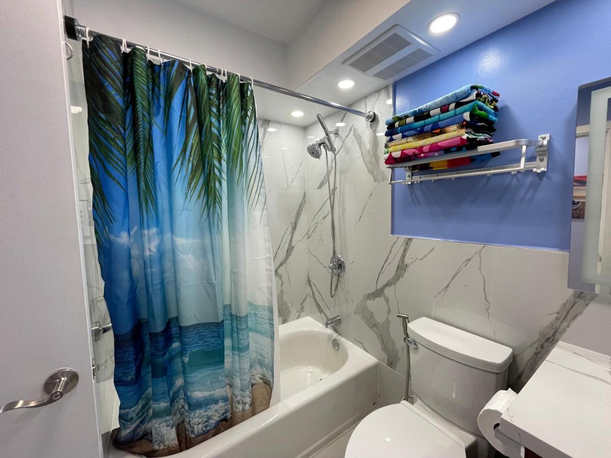 Amazing Waikiki Beach Condo 2Bed2Bath+Free Parking ホノルル エクステリア 写真